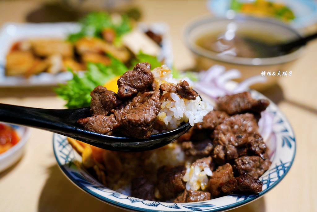 牛山．牛肉麵．燒肉飯 ❙ 桃園新開幕牛山清燉牛肉麵、燒肉飯，