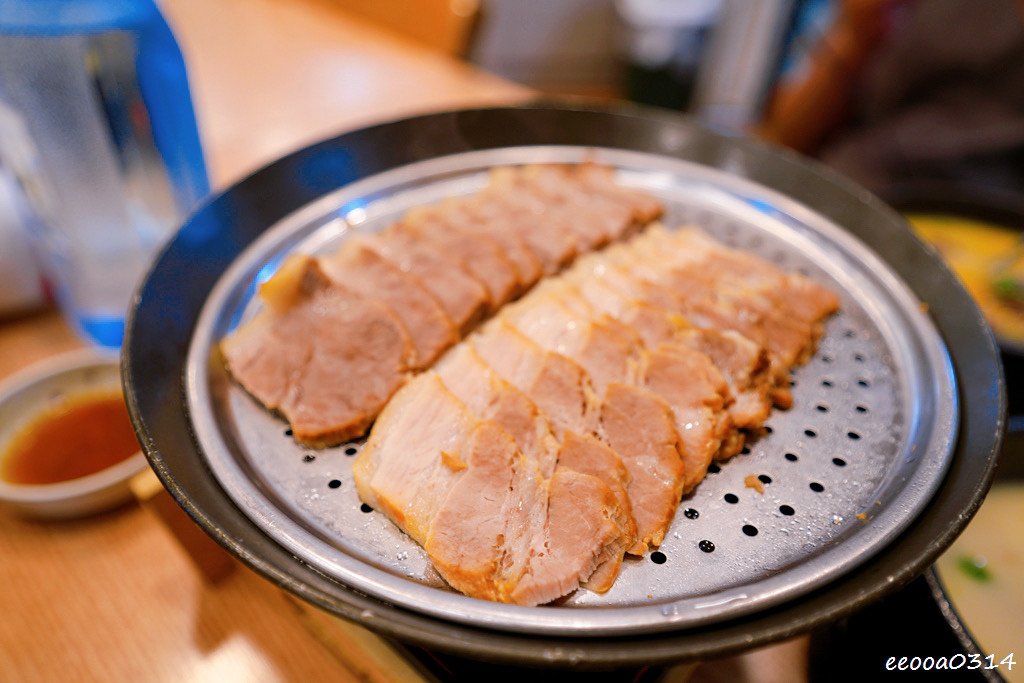 韓國釜山夜市美食「富平罐頭市場」，南浦洞密陽血腸豬肉湯飯，釜