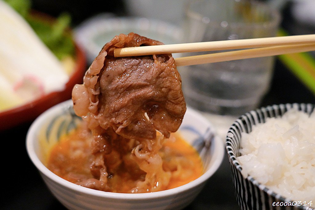 新宿歌舞伎町美食「しゃぶしゃぶにいむら本店」，老字號和牛壽喜