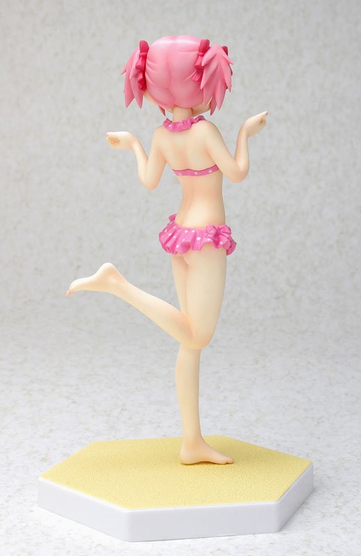 FIG-MOE-2623_02.jpg