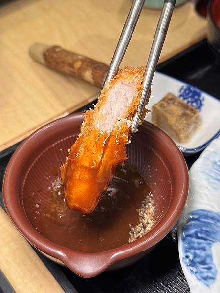 [新莊美食] 銀座杏子日式豬排-新莊宏匯店