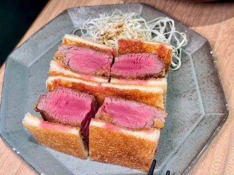 [信義區美食] 魚君 さかなくん 信義A8店 海鮮丼飯專門店