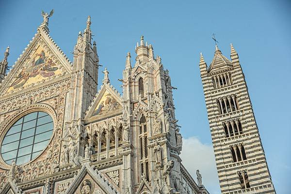 [義大利]宮崎駿筆下的「天空之城Civita di Bagn