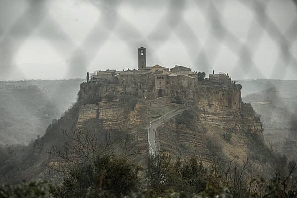 [義大利]宮崎駿筆下的「天空之城Civita di Bagn