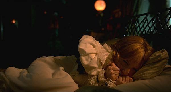Crimson Peak 2015 (1080p Bluray x265 10bit AAC 7.1 Tigole) [UTR].mkv_20230715_142307.393.jpg
