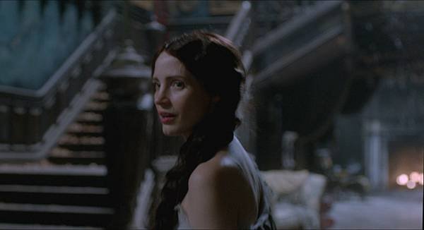 Crimson Peak 2015 (1080p Bluray x265 10bit AAC 7.1 Tigole) [UTR].mkv_20230715_163142.685.jpg