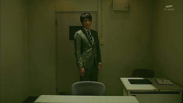 BORDER.Ep01.Chi_Jap.HDTVrip.1024X576-YYeTs人人影视.mkv_20250104_142932.148.jpg