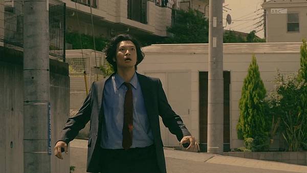 BORDER.SP03.Chi_Jap.HDTVrip.1024X576-YYeTs人人影视 .mp4_20250105_120639.005.jpg