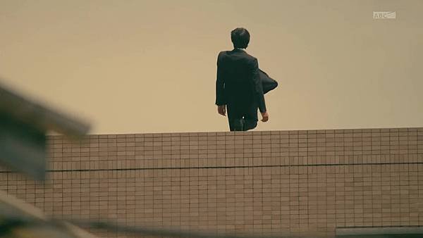 BORDER.SP03.Chi_Jap.HDTVrip.1024X576-YYeTs人人影视 .mp4_20250105_120641.022.jpg