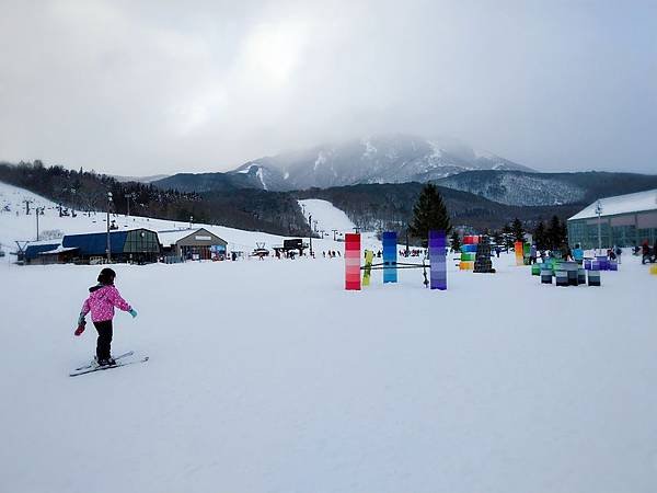 福島｜滑雪初體驗：星野ALTS磐梯的第一堂滑雪課X南東北雪場