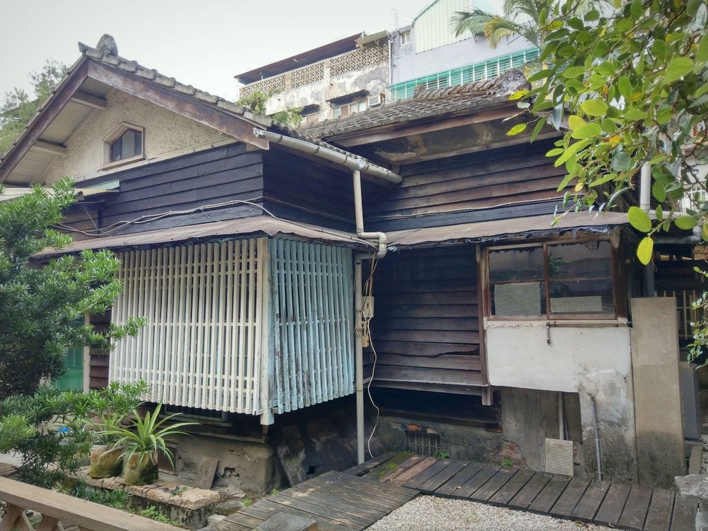 【城南】漫步錦町(二)：百年油杉與山林課日式宿舍-0km山物