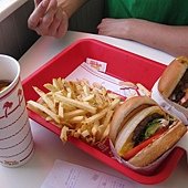 IN-N-OUT 好好吃