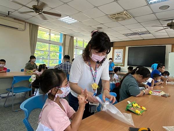 ♥高雄市永安國小附設幼兒園【LOVE感恩親子黏土DIY】