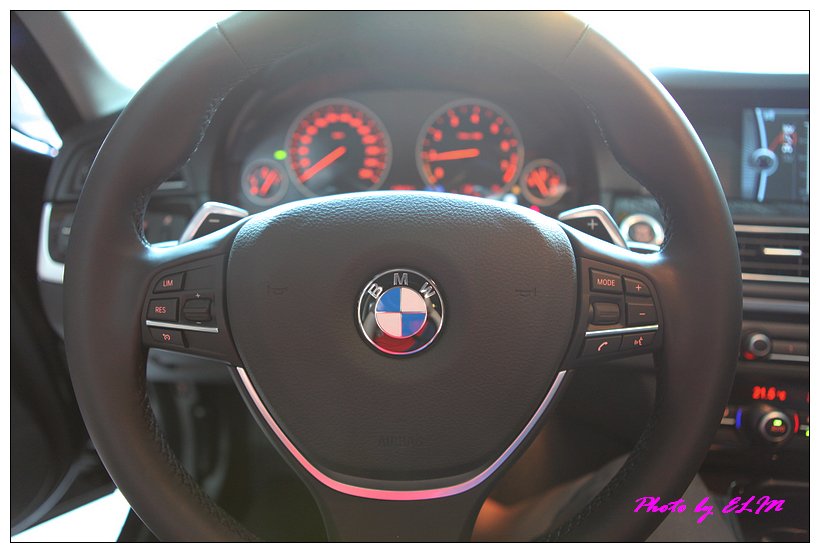 1011006-BMW 528I-39