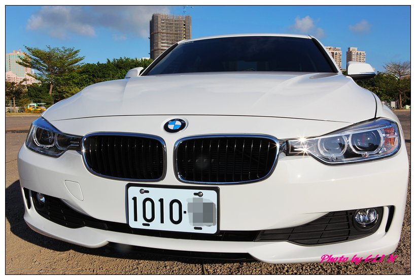 1011122-BMW 318d-18_副本