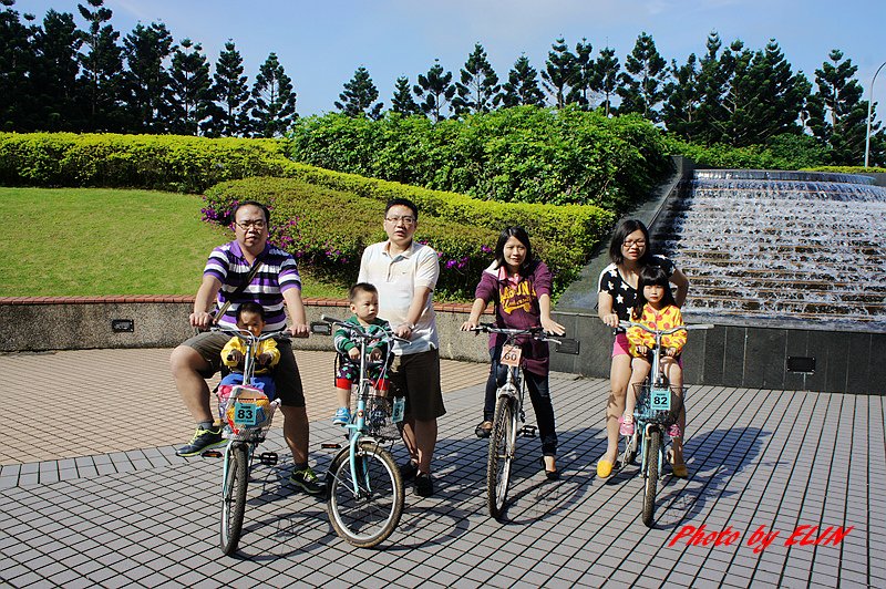 1030501.02.03-三義木雕街&amp;四月雪小徑&amp;賴新魁麵館&amp;渴望會館&amp;小人國&amp;大阪根森林溫泉酒店&amp;三峽老街&amp;鶯歌陶瓷老街-19.jpg