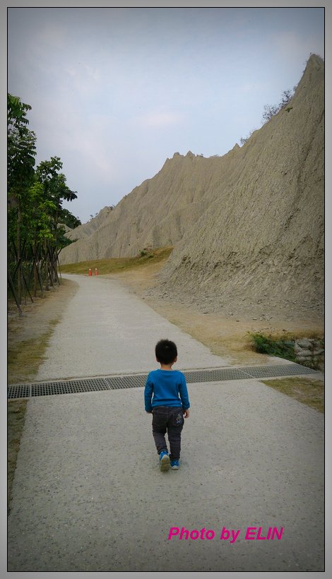 1031108-阿蓮快樂天堂&amp;月世界山頂土雞城&amp;月世界公園&amp;大崗山雲起時藝術空間&amp;賽門汕頭火鍋-29.jpg