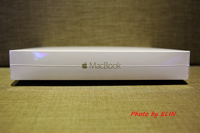 1050122-Apple MacBook-6.jpg