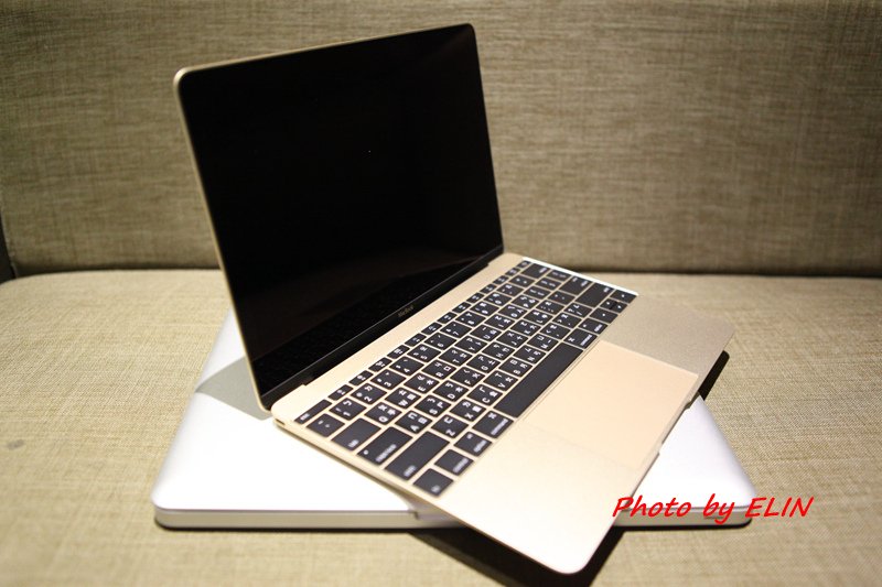 1050122-Apple MacBook-25.jpg