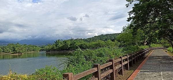 2020813大埔水庫，峨嵋湖步道，細矛埔吊橋_200813_25.jpg