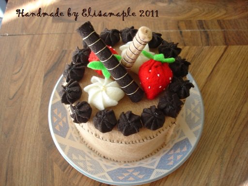 20110716_felt cake_hazelnut coffee02.jpg