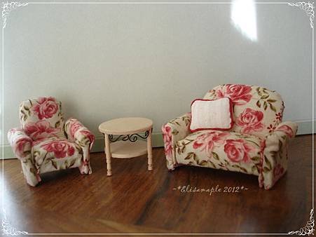 miniature sofa_rose