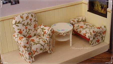 miniature sofa-orange flower 04