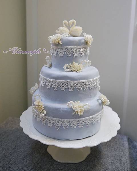 wedding cake1.JPG