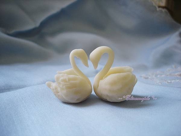 wedding cake11.JPG