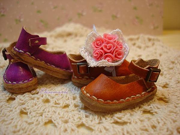 leather miniature 14.JPG