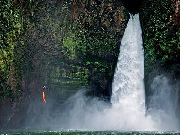 08-kayaking-rio-alseseca-mexico-950x712