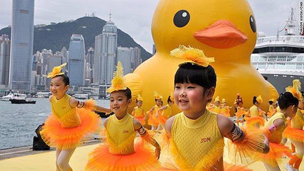 130502154034-rubber-duck-in-hong-kong-7-horizontal-gallery