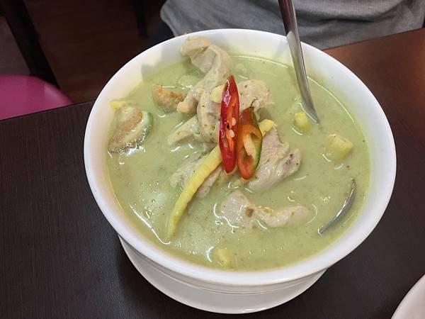 20201002詠順泰式料理 (2).JPG