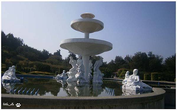 香格里拉樂園-噴水池.jpg