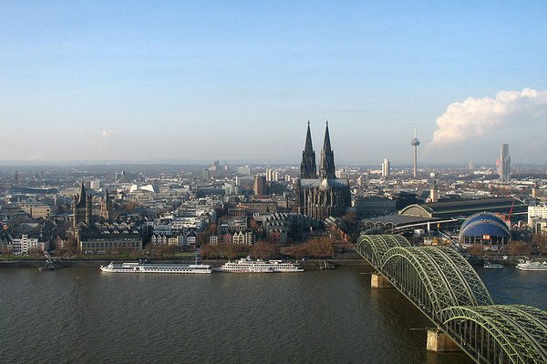 800px-Cologne_panorama.jpg