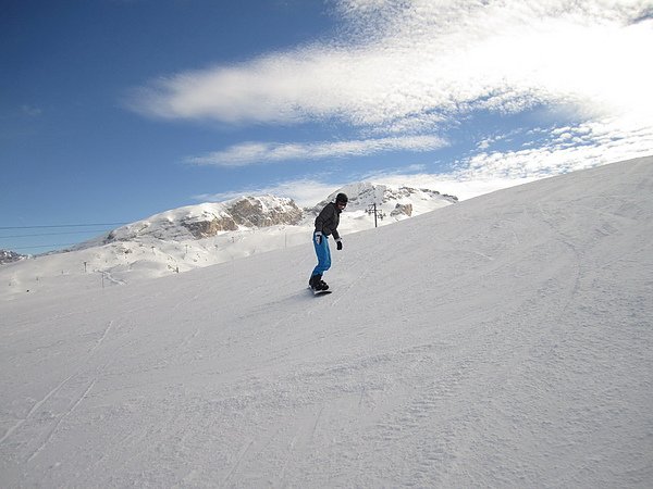 snowboarding