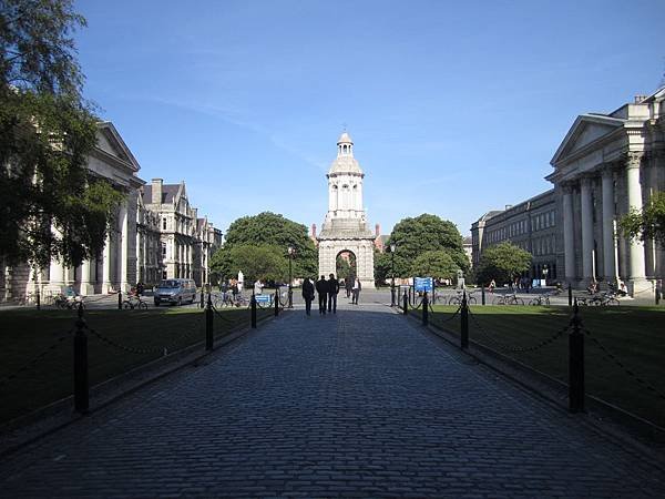 Trinity College  三一學院