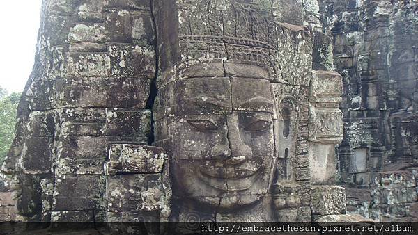 Bayon_smile cambodia 1_small