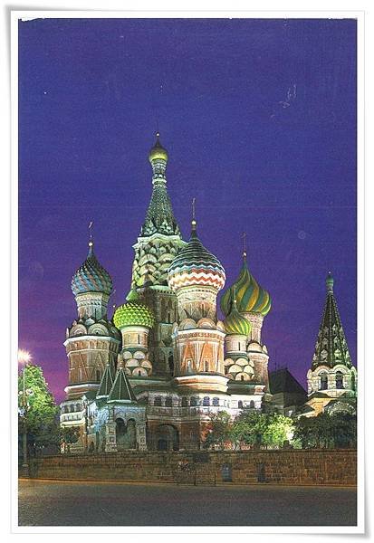 the st basil&apos;s cathedral at night.jpg