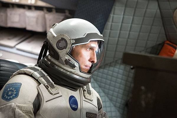 Interstellar_Stills