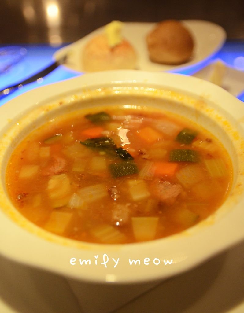 EMI_7100