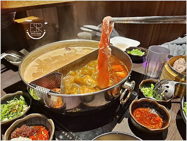 中壢美食 稻葉山城麻辣鍋 (30).jpg