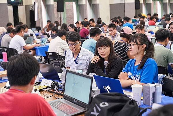 第五屆 PIXNET HACKATHON 於台大綜合體育館登場，規模創歷屆新高.jpg