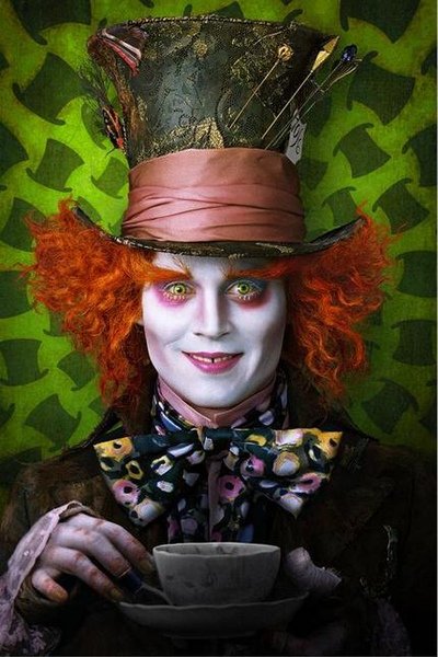 tim-burton-alice-in-wonderland-movie-photos-7.jpg