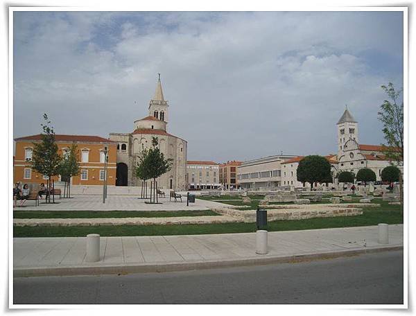 Zadar-Roman Ruins2.JPG