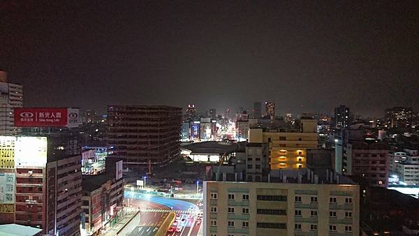 一整天吃不停--高CP值--高雄JOHO HOTEL