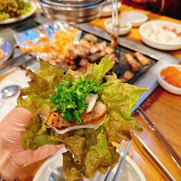 韓國大邱 烤肉吃到飽  通大通三 퉁큰퉁삼 實現五花肉自由 