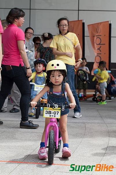 Super PushBIKE 小小騎士滑步挑戰賽小小兵嚕一夏_239