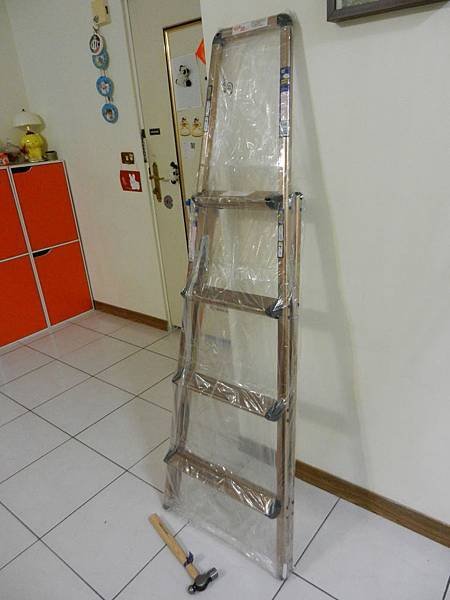 特力屋四階鋁香檳金扶手梯 (7).JPG