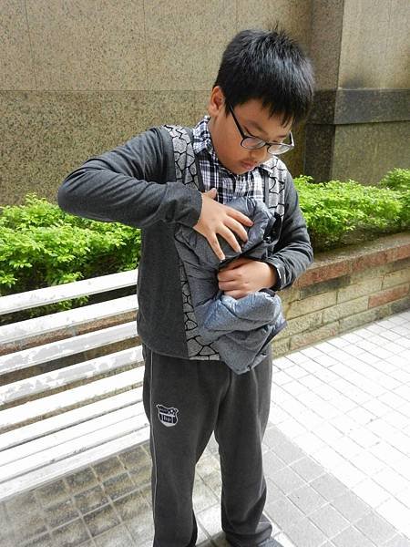 百事特童裝-輕羽絨背心 KW526353 (40).JPG